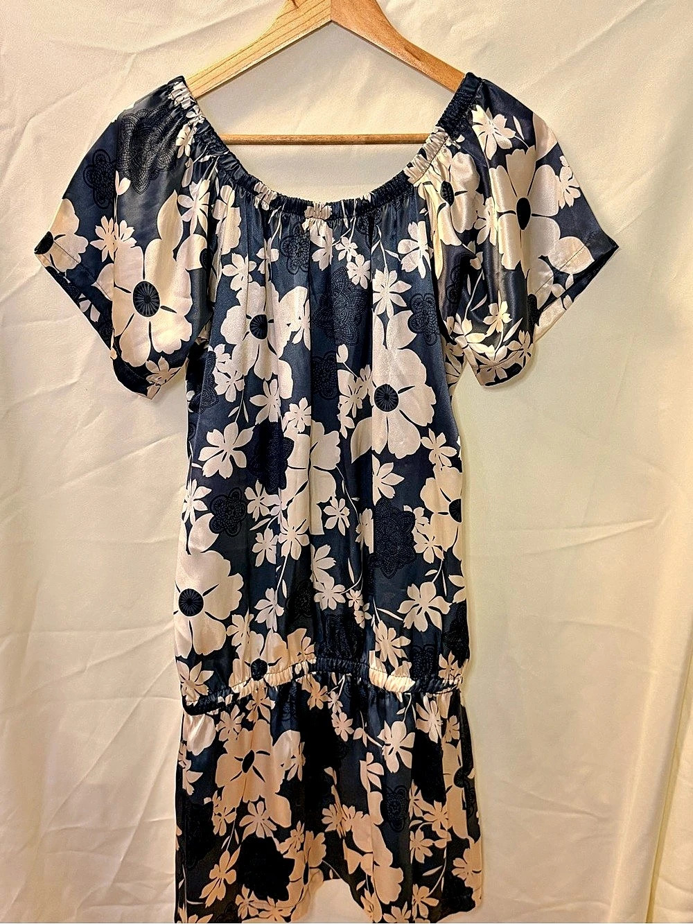 Veronica M Floral Mini Dress in Blue & Cream Size Large